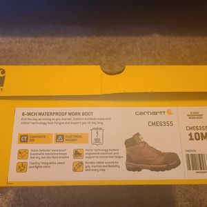 Mens Carhartt boots BNIB. Size 10